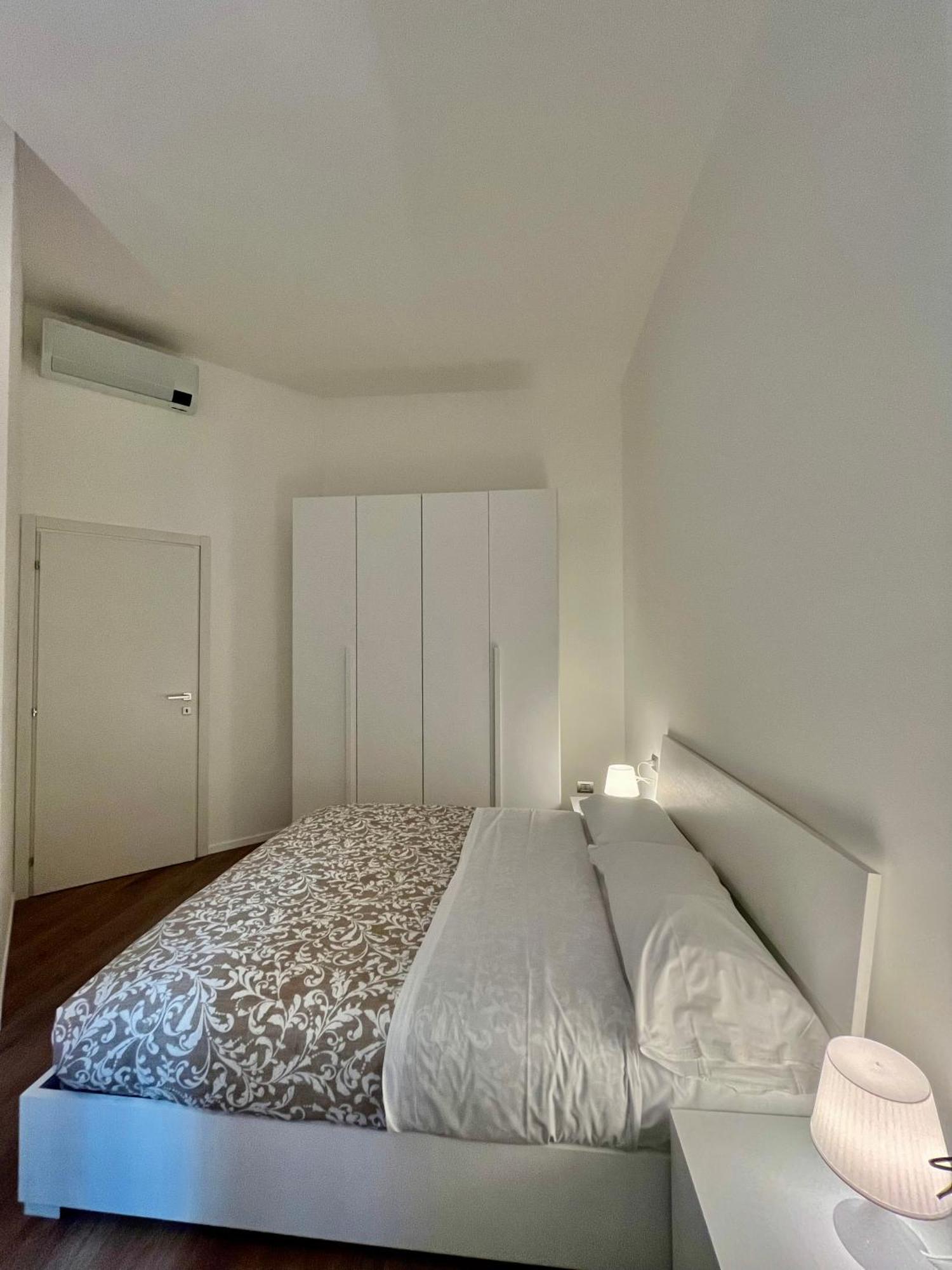 Central Side Apartment 밀라노 외부 사진